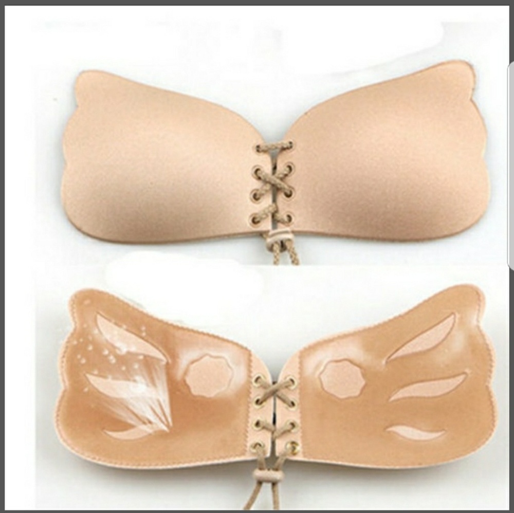 Strapless Adhesive push up bra - Picture 3 of 5